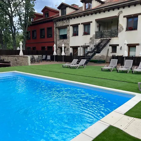 Casa De Navalhorno Valsain