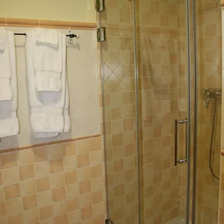 Casa De Navalhorno Valsain *