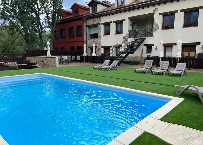 Casa De Navalhorno Valsain