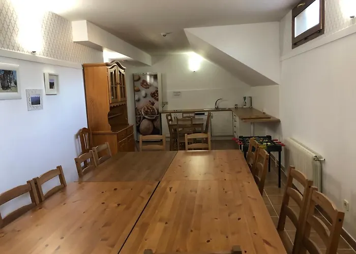 Casa De Navalhorno Valsain *